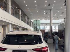 -天津波士信达奔驰4S店(卫津南路店)