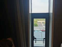 -上海中航虹桥机场泊悦酒店