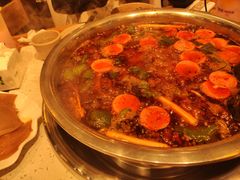 -肖肖酸萝卜鱼火锅(总店)