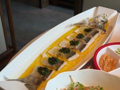 古法葱香报腌大白鱼-淮香国色·淮扬菜(正大中心店)