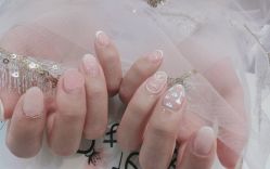 -吉吉靓甲美睫