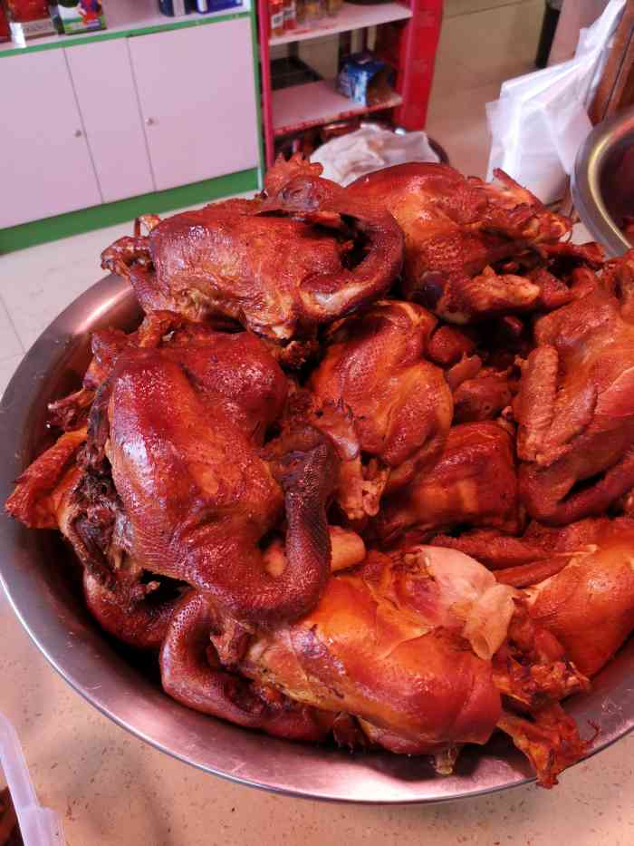 张金涛熏鸡-"开车回老家的路上路过卓资山就停下来休.