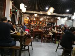 大堂-黄桷树曹家私房菜(江与城店)