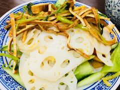 -崇德楼水盆牛羊肉泡馍馆(文艺路店)