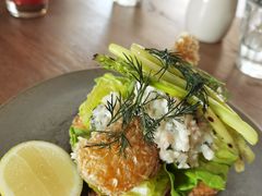 炸海鲈鱼三明治-BOR Eatery(安福路店)