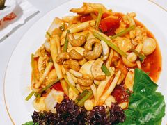 -暹罗酒肆泰餐厅酒吧