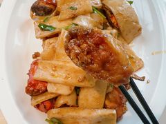 稻田蟹炒手打年糕-筱爷叔·上海传统手工菜(玉树路店)