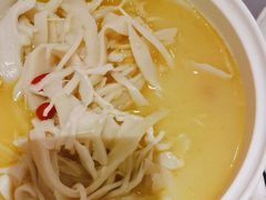 -桂满陇·手作小笼包&江南叫花鸡(中山公园店)