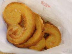 小蝴蝶酥-上海哈尔滨食品厂(淮海中路店)