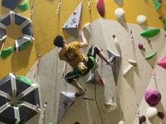 -问山MountQuest攀岩馆