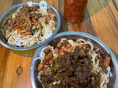 -灵山卢梅燕粉店