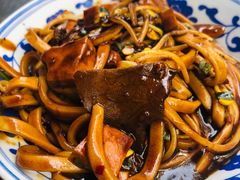 牛肉炸酱面-珠宝街老左杂酱面馆