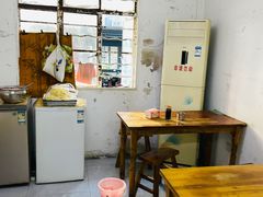 -胖子馄饨坊(天目大厦东南)
