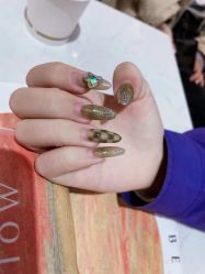 -杨美丽·美甲美睫