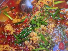 -牟记江湖特色重庆菜鱼蛋青蛙黄鳝海参(巴南区鱼洞鲁能店)