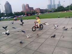 android_upload_pic-大连人民广场