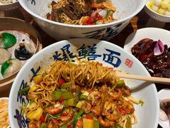 -李犟大爆鳝面·手工蟹黄包(湖滨西湖店)