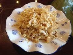 菜心拌蛰皮-金牌餐厅·天津菜·八珍豆腐·老爆三(瓷房子店)