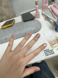 -尤米一站式美甲美睫