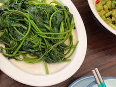 -莉莉家的音乐花园餐吧(航空路店)