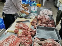 -标记美食新鲜猪杂(兴南大道店)