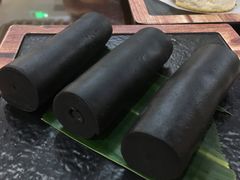 香滑黑芝麻卷-喜喜酒家·纯手工点心·粤菜