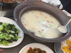 -浔味·山屿湖·正宗淳牌全鱼宴老字号