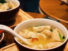 鸡汤全家福馄饨-上海人家花樣年华(中山公园店)