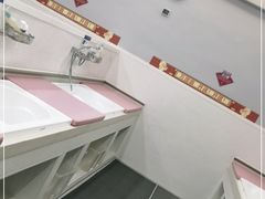 -龙格亲子游泳·水育早教运动中心(绿宝中心)