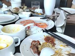 -大中华希尔顿酒店-念自助餐·嗨啤·小龙虾