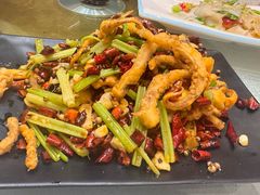 干煸鱿鱼须-大眼锅贴水饺(河东店)
