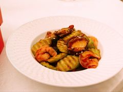 -品海楼·大连海胆锅贴馆(东港店)