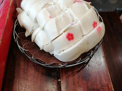 -蓝田九大碗民俗食府(蓝田店)