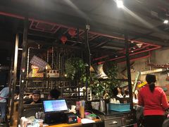 大堂-管氏翅吧(中关村店)