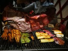 -欢乐牧人蒙古炭烤羊腿(四平路店)