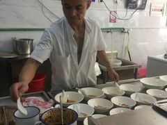 老板-汪家馄饨(集庆路店)