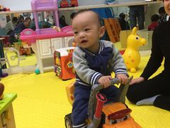 -龙格亲子游泳俱乐部(泊富中心)