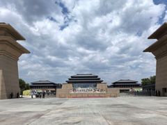 -万达广场(武汉菱角湖店)