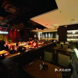 夜深了，干一杯