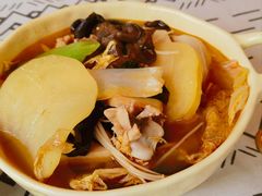 -满格嗦新疆椒麻鸡火锅.炒米粉(川大江安校区店)
