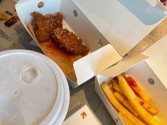 -必胜客(尹山湖歌林公园店)