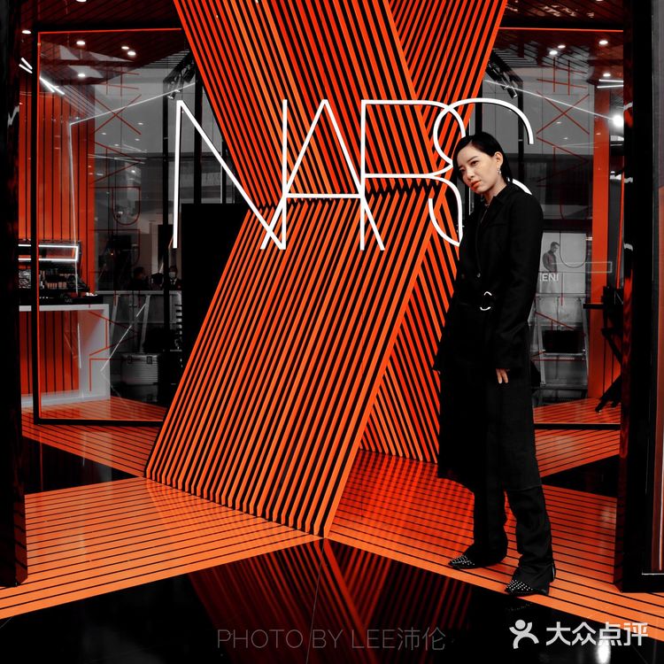 NARS✖️李斯丹妮｜无价之姐来袭，解锁昆明潮色冬天惊喜