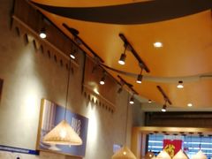 -刀小蛮半只鸡过桥米线(家乐福四元桥店)