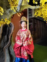 -盘子女人坊生日照·摄影馆(华强店)
