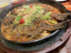 -老板恋上鱼(荣盛广场店)