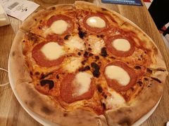 -城市大道红炉披萨烘焙坊