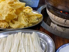 -威邵鸡煲(西华路总店)