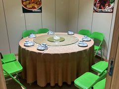 -小龙酒家(桂平路店)