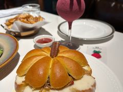 -Mogul Eatery·大亨餐酒馆