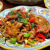 📣：排队王，吃饭饭要赶早！
